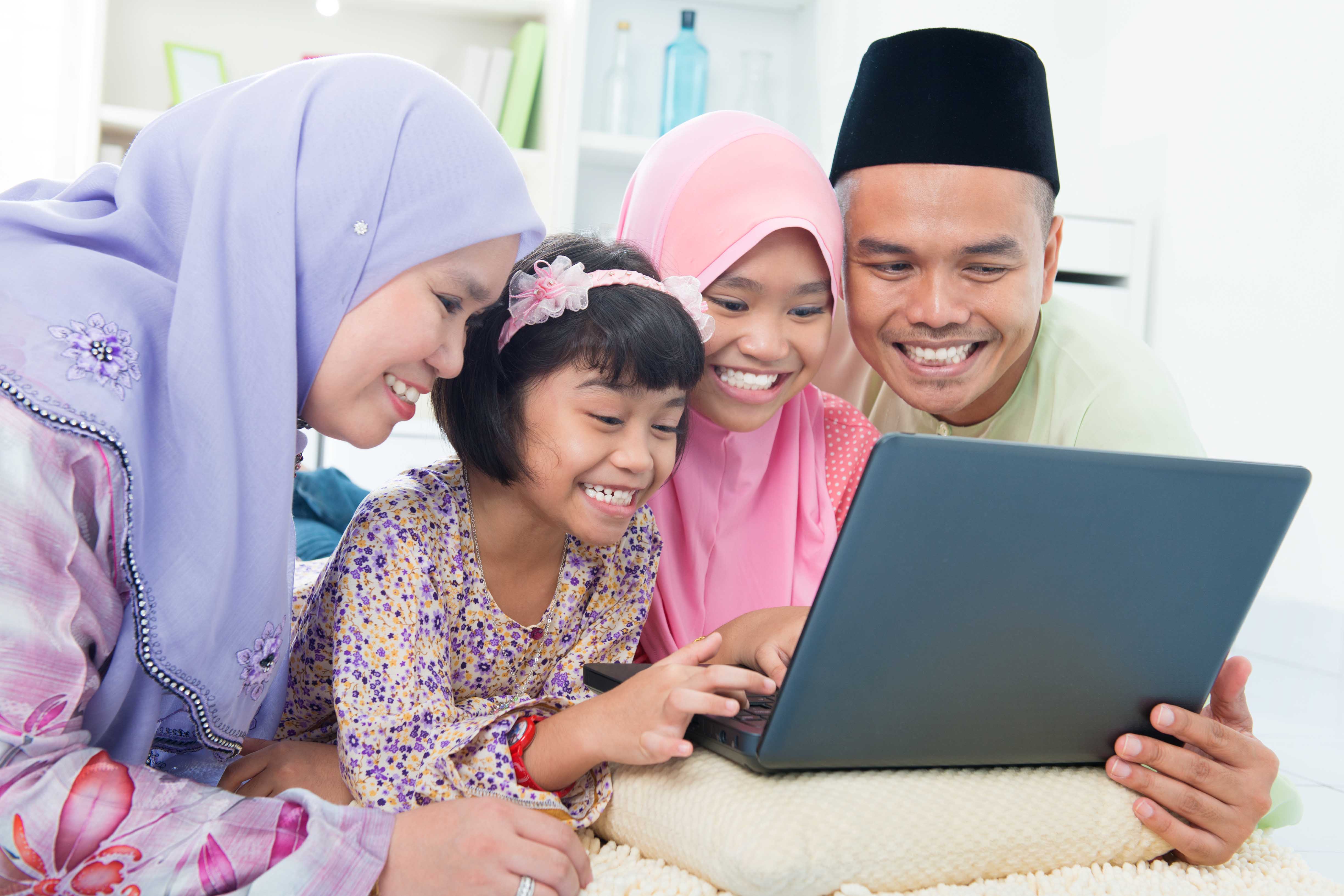 KaabaTube: Tailored Islamic Videos