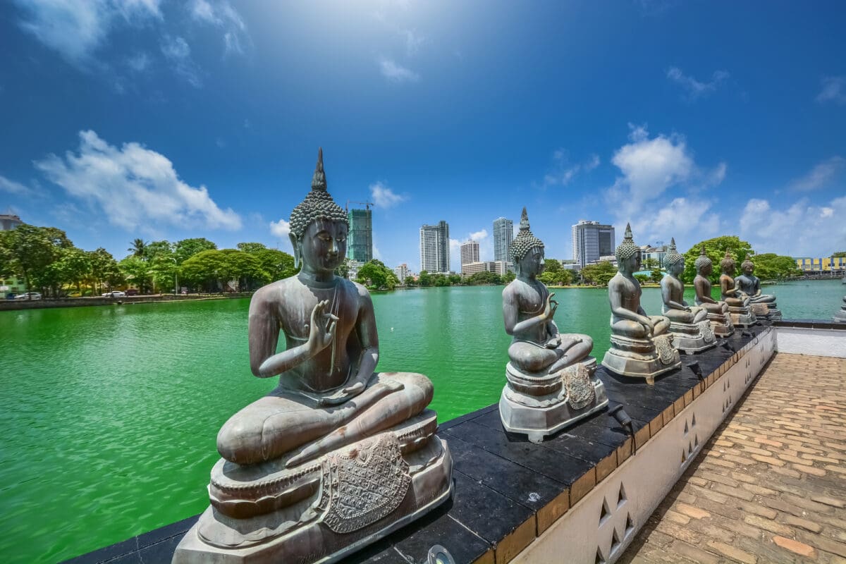8 Temples in Sri Lanka For Your Bucket List