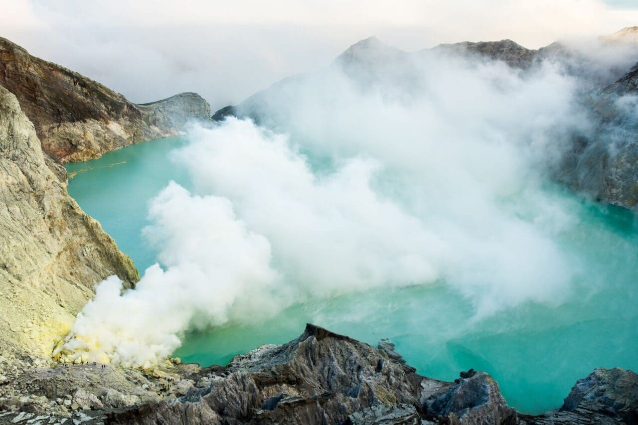 Kawa Ijen Volcano crater and lake